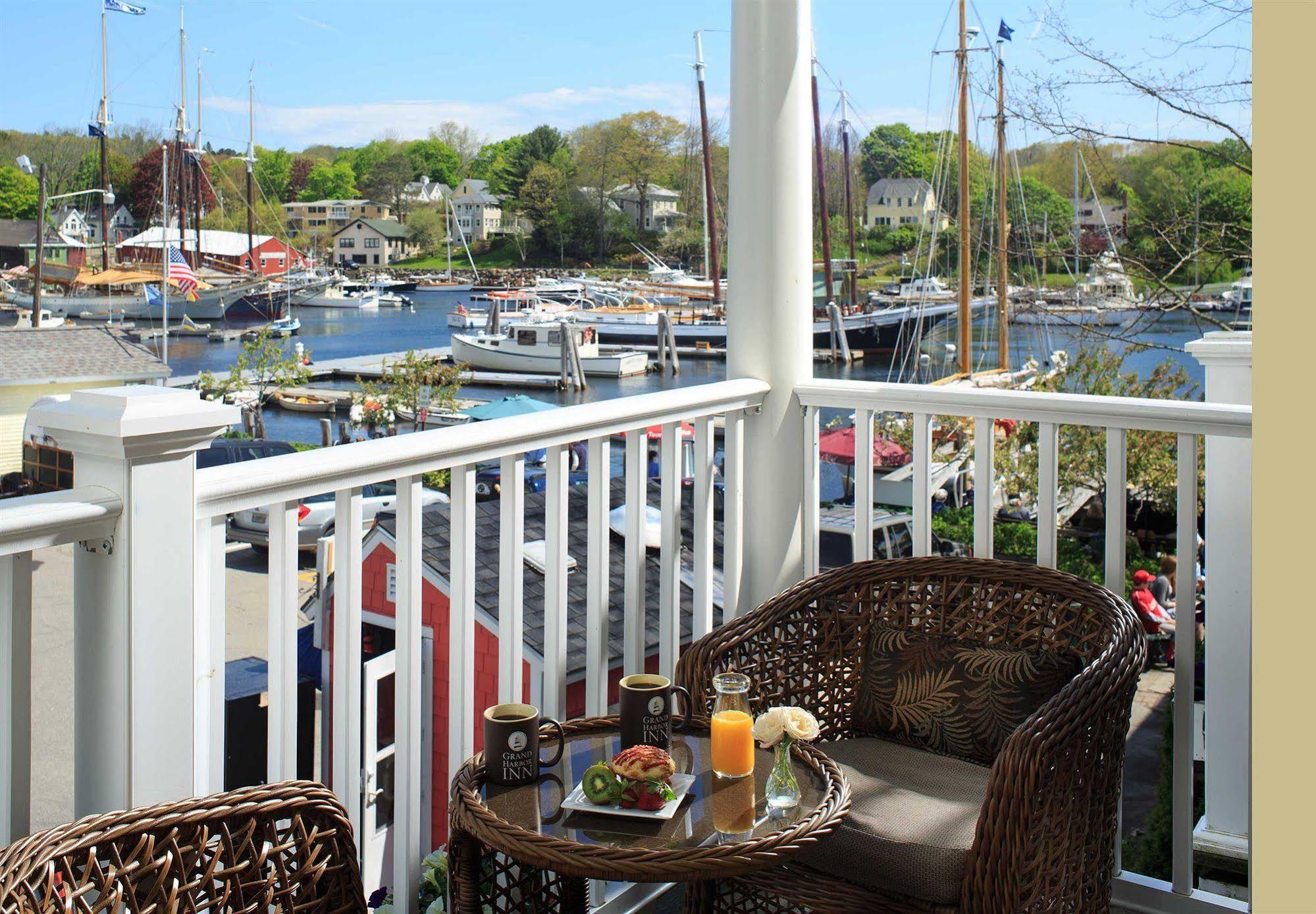 Grand Harbor Inn Camden Bagian luar foto